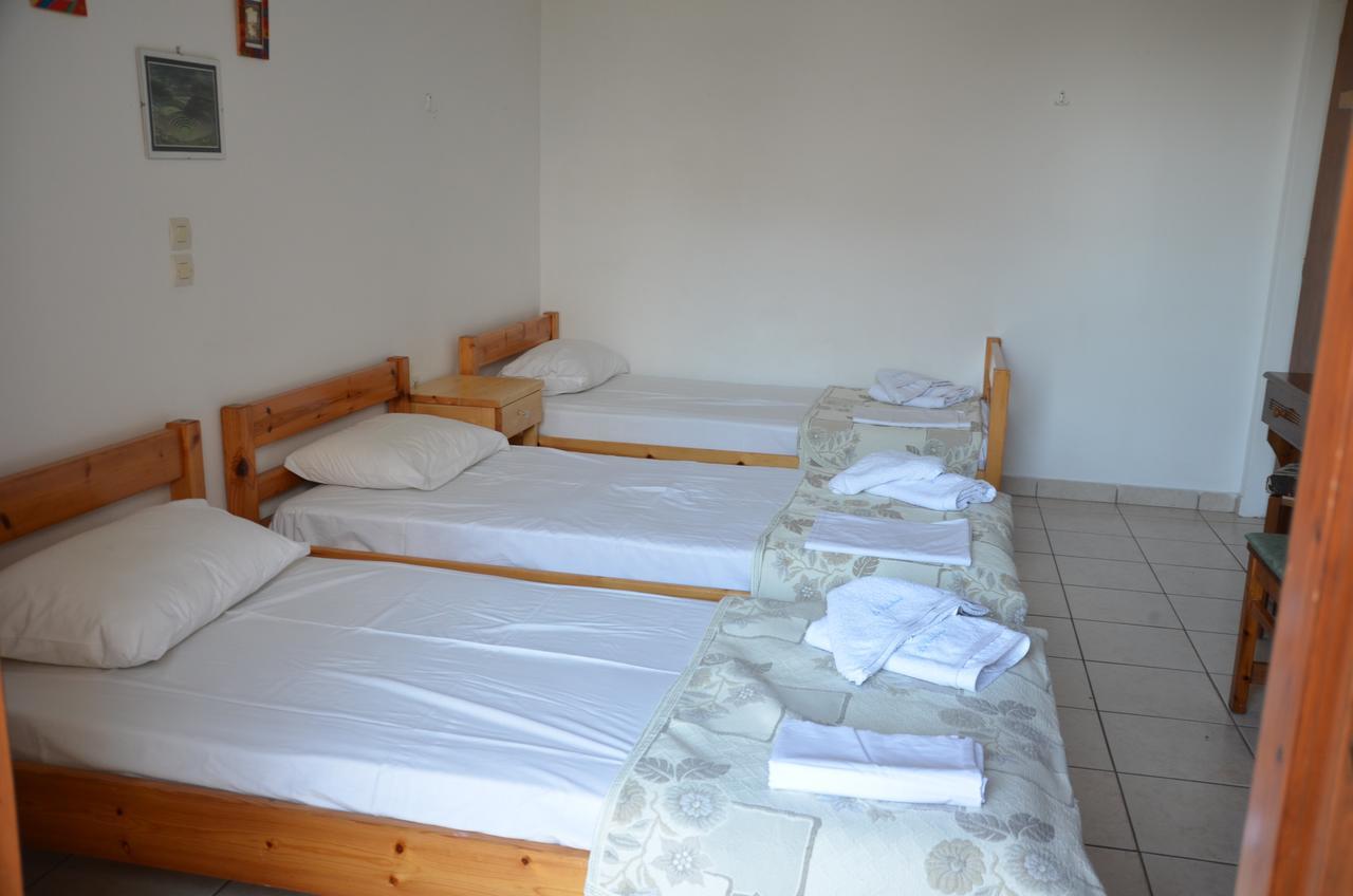 La Celestina Apartments Науса Екстер'єр фото